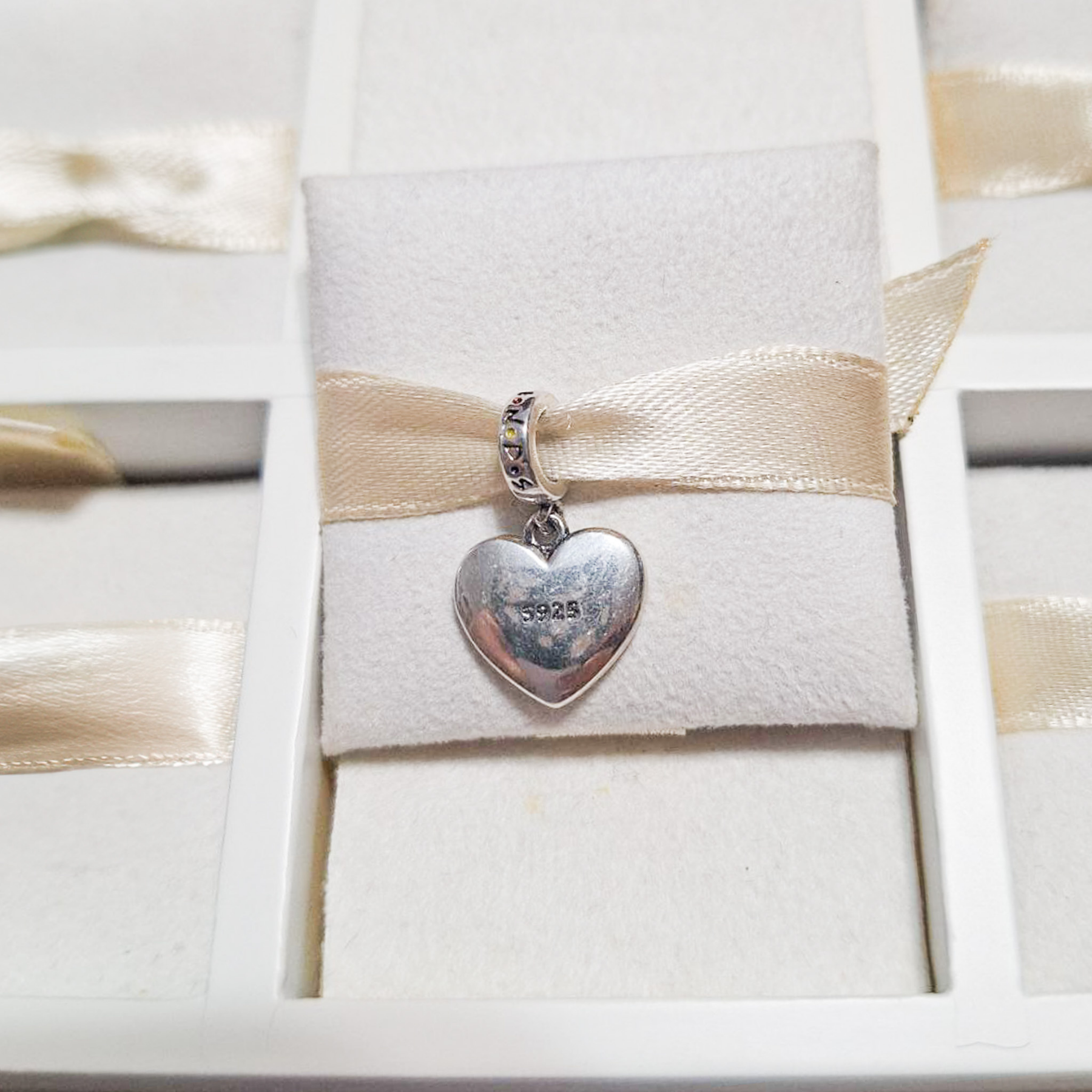 Charm Corazón Mejores Amigos Serie Friends