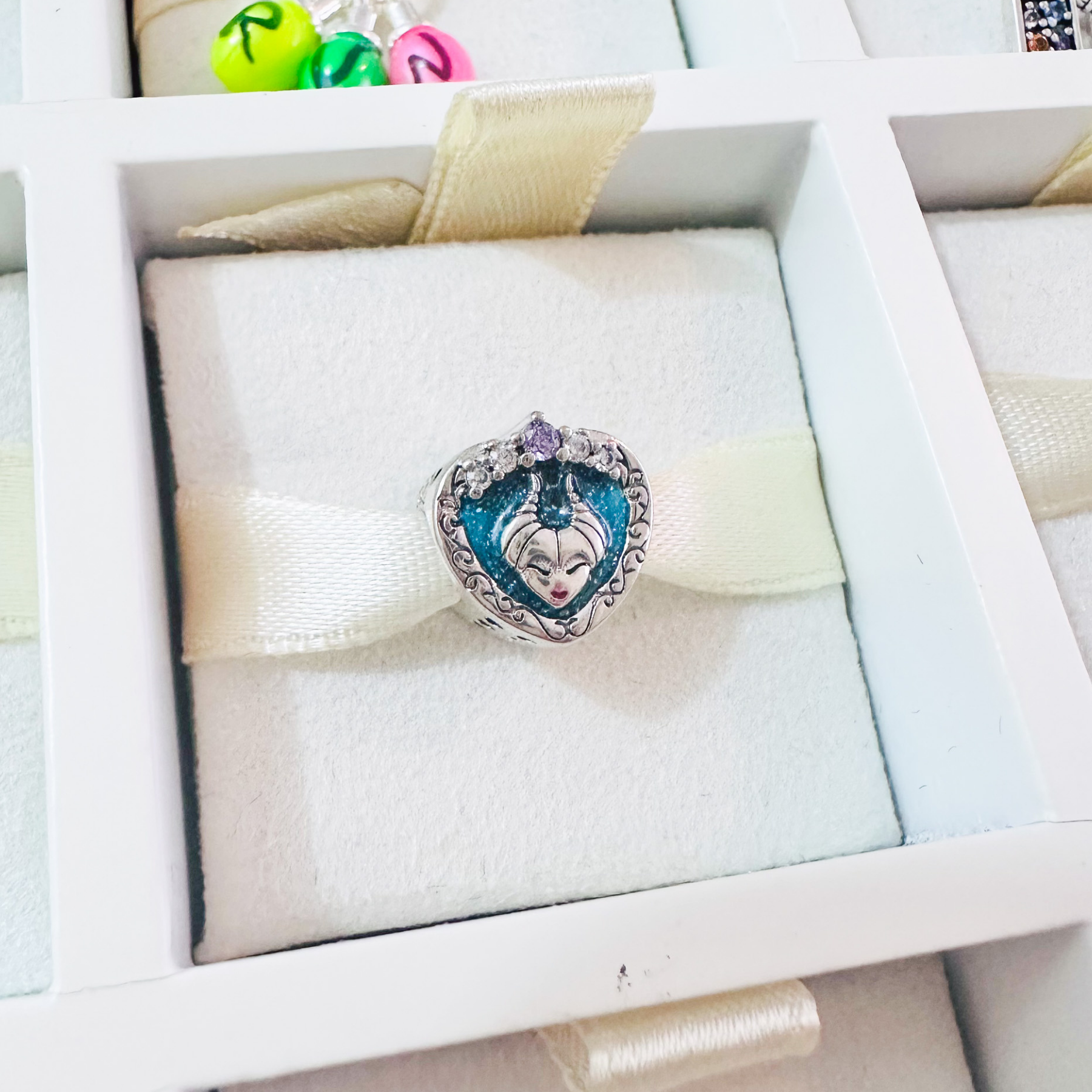 Charm Corazón Maléfica