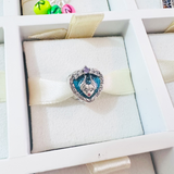 Cargar imagen en la galería, Charm Corazón Maléfica
