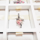 Cargar imagen en la galería, Charm Corazón Rosa Con Gatos