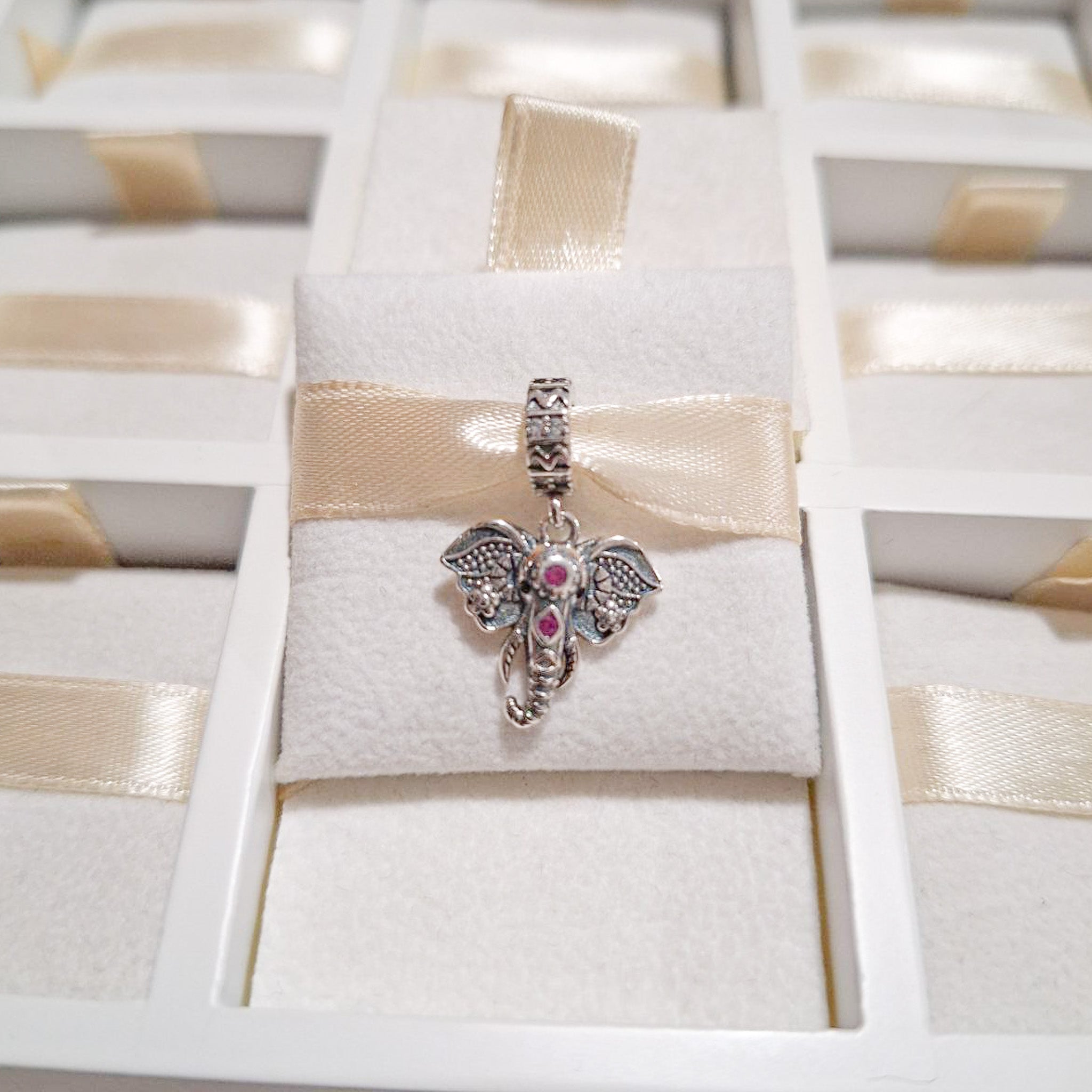Charm Elefante Mandalas
