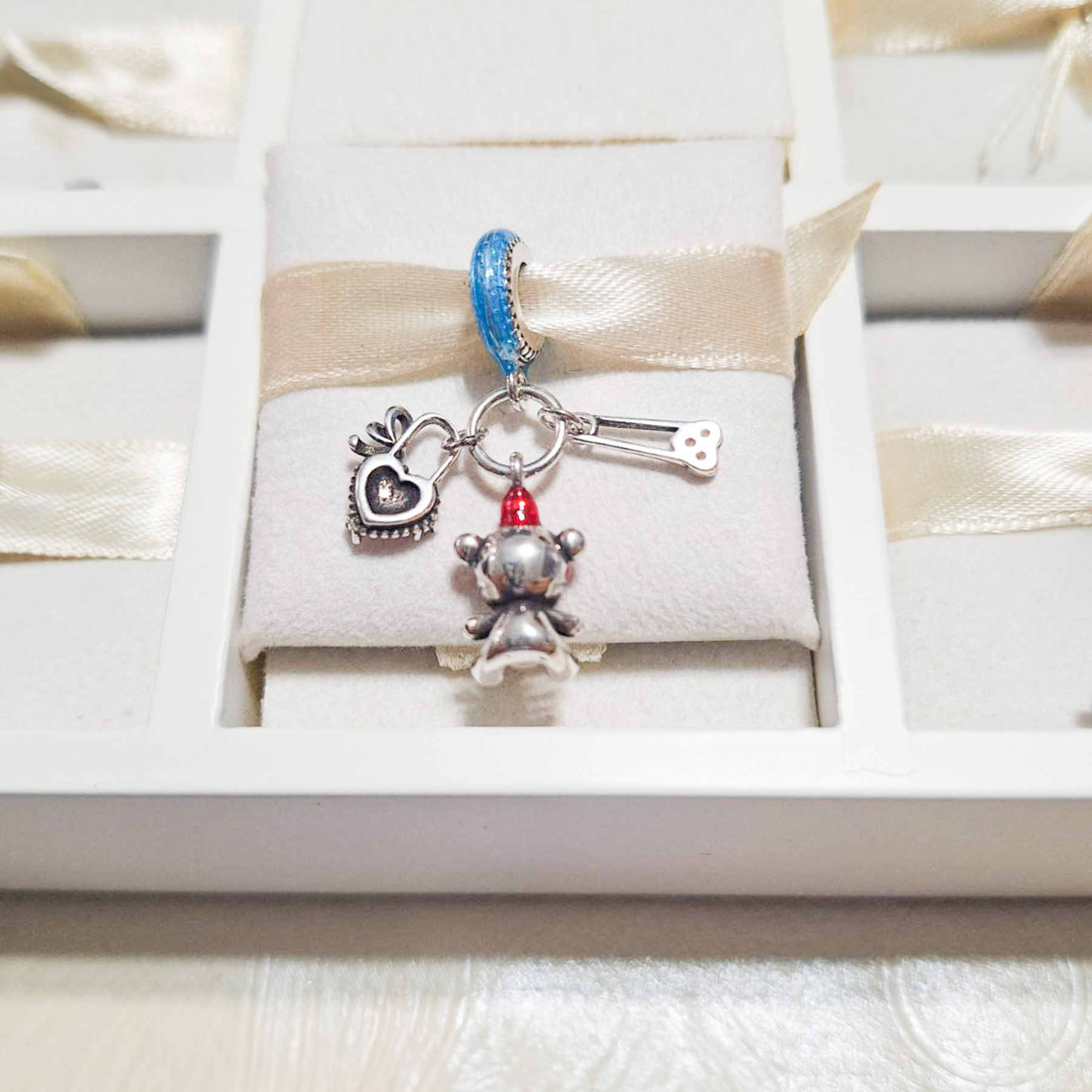 Charm Corazón Bebé Y Peluche