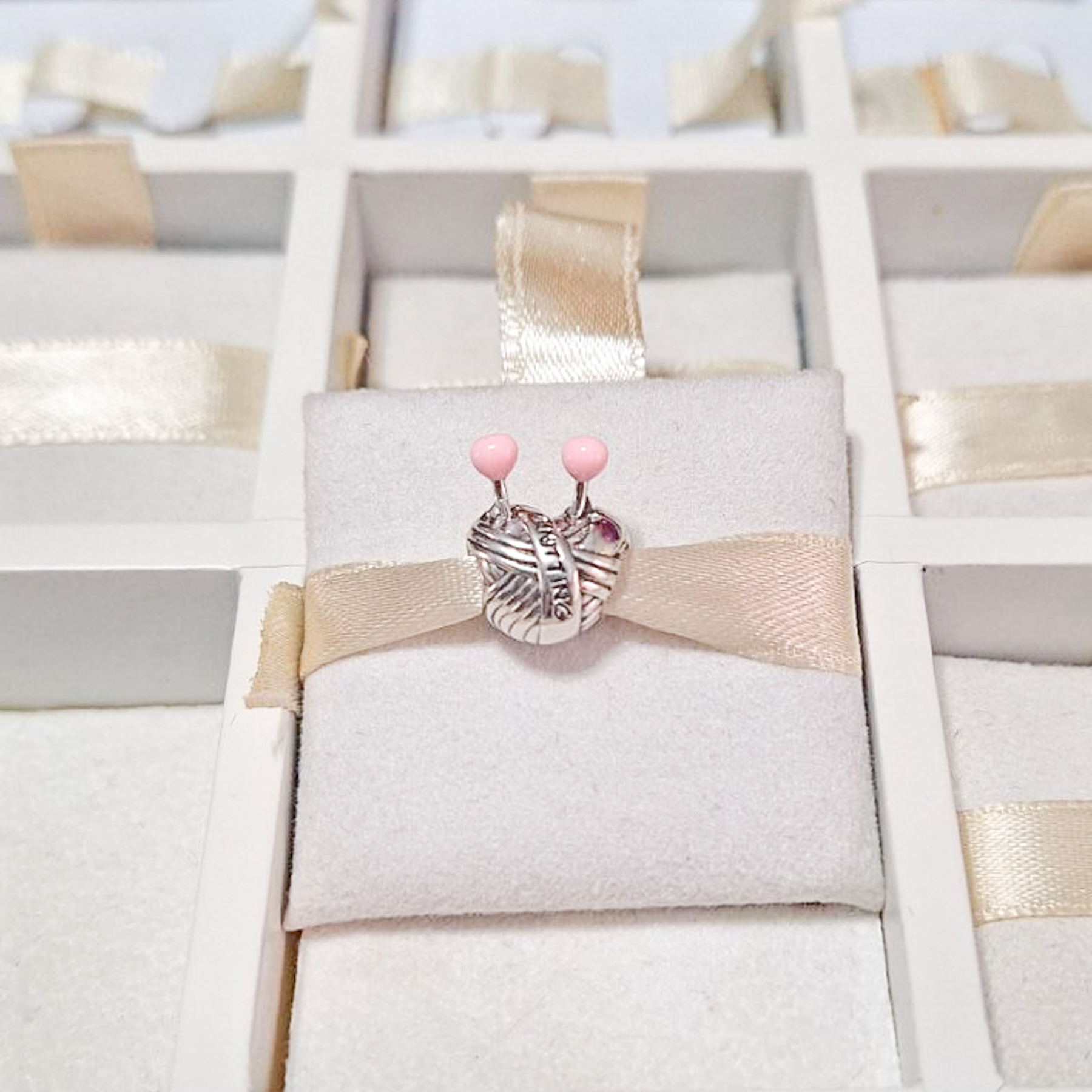 Charm Corazón Estambre Amo Tejer