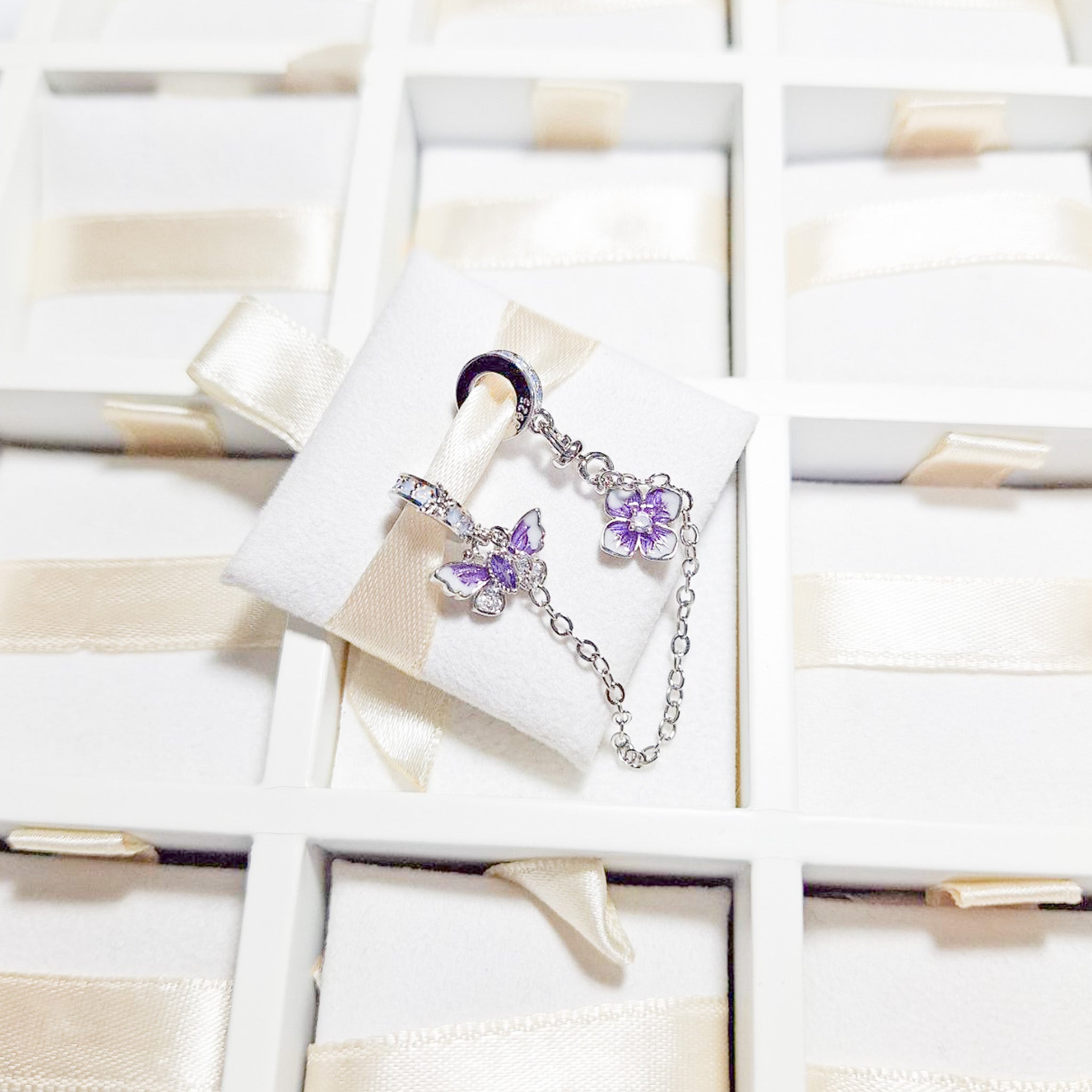 Charm Cadena De Seguridad Con Mariposa Y Flor
