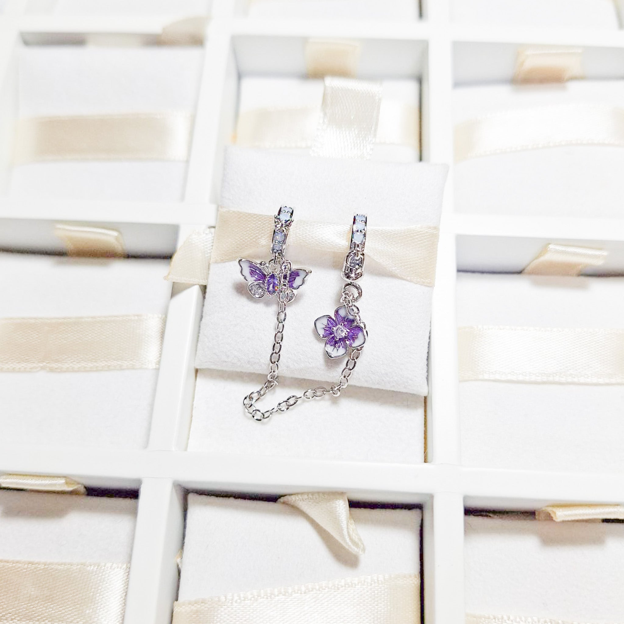 Charm Cadena De Seguridad Con Mariposa Y Flor