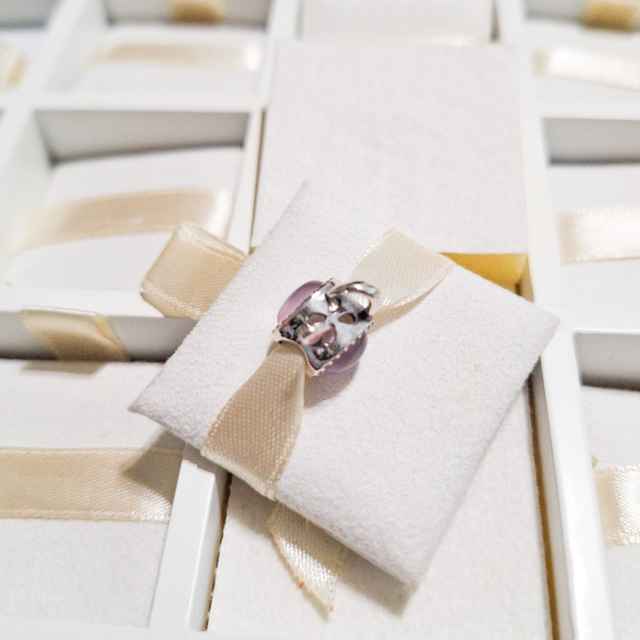 Charm Orejas Conejito Cristal Rosa