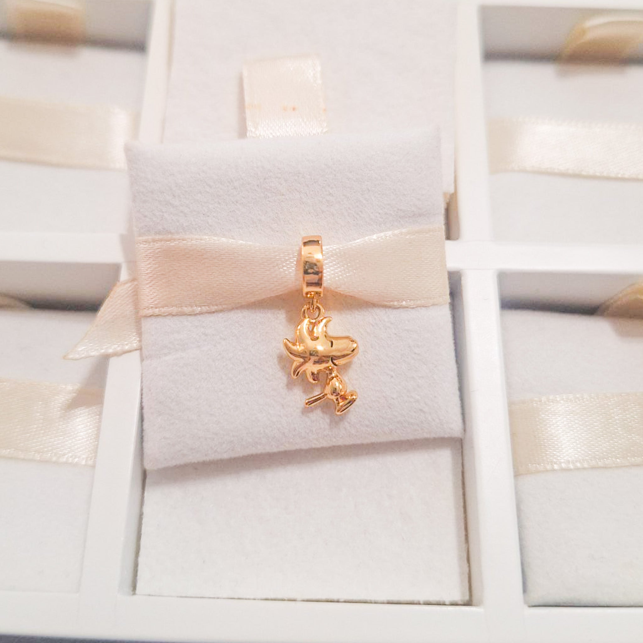 Charm Woodstock Peanuts