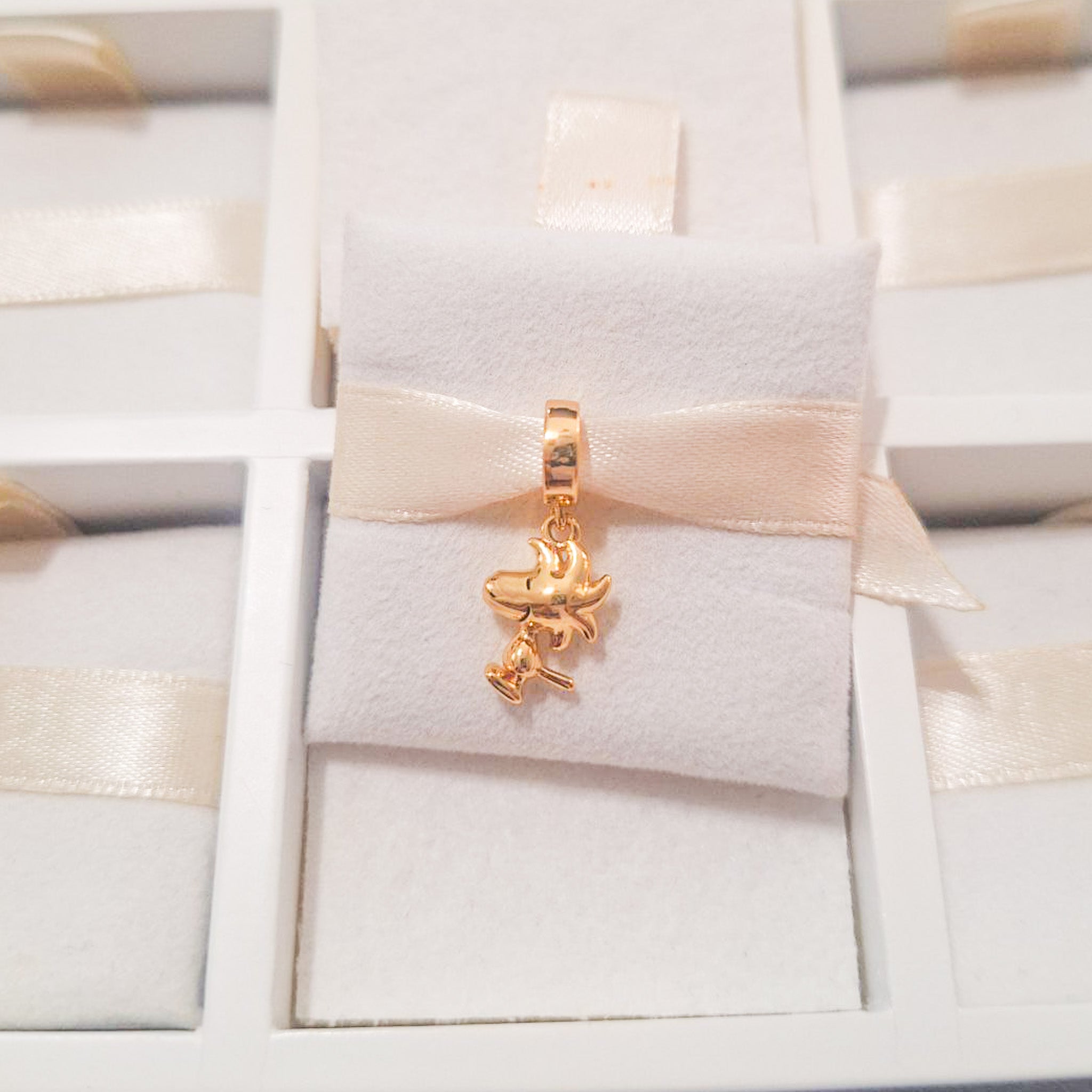 Charm Woodstock Peanuts