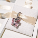 Cargar imagen en la galería, Charm Mariposa Rosa Brillante