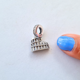 Cargar imagen en la galería, Charm Coliseo Romano