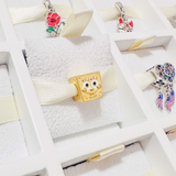 Cargar imagen en la galería, Charm Bob Esponja Dorado