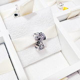 Cargar imagen en la galería, Charm Figura Estilo Cartoon Con Cristales