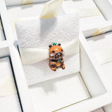 Cargar imagen en la galería, Charm Capibara Con Mandarina
