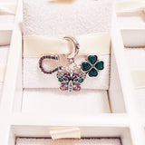 Cargar imagen en la galería, Charm Mariposa Con Herradura Y Trébol