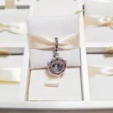 Cargar imagen en la galería, Charm Ángel Cristal Tornasol Morado