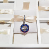 Cargar imagen en la galería, Charm Ángel Cristal Tornasol Morado