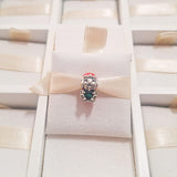 Cargar imagen en la galería, Charm Santa Claus Con Corazón Verde