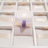 Cargar imagen en la galería, Charm Murano Morado Con Destellos Tornasol